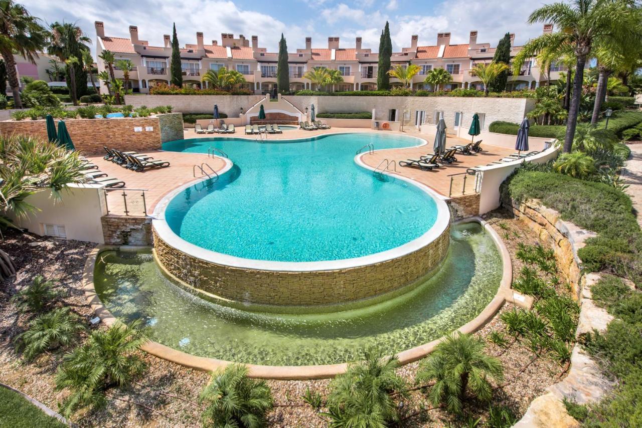 Luxury Apartment With Communal Pool And Terrace Quarteira Buitenkant foto
