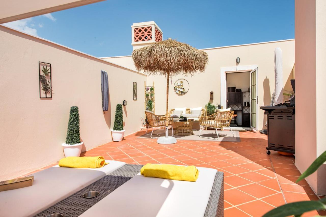 Luxury Apartment With Communal Pool And Terrace Quarteira Buitenkant foto