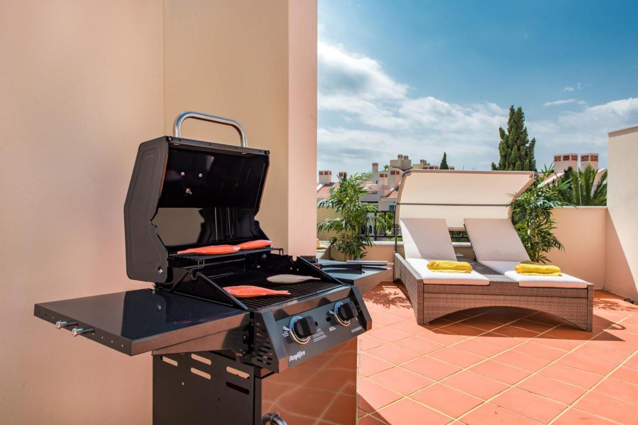 Luxury Apartment With Communal Pool And Terrace Quarteira Buitenkant foto