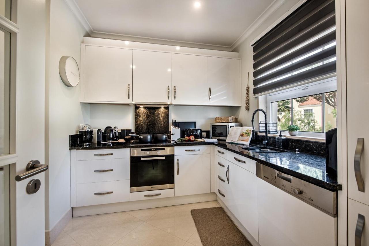 Luxury Apartment With Communal Pool And Terrace Quarteira Buitenkant foto