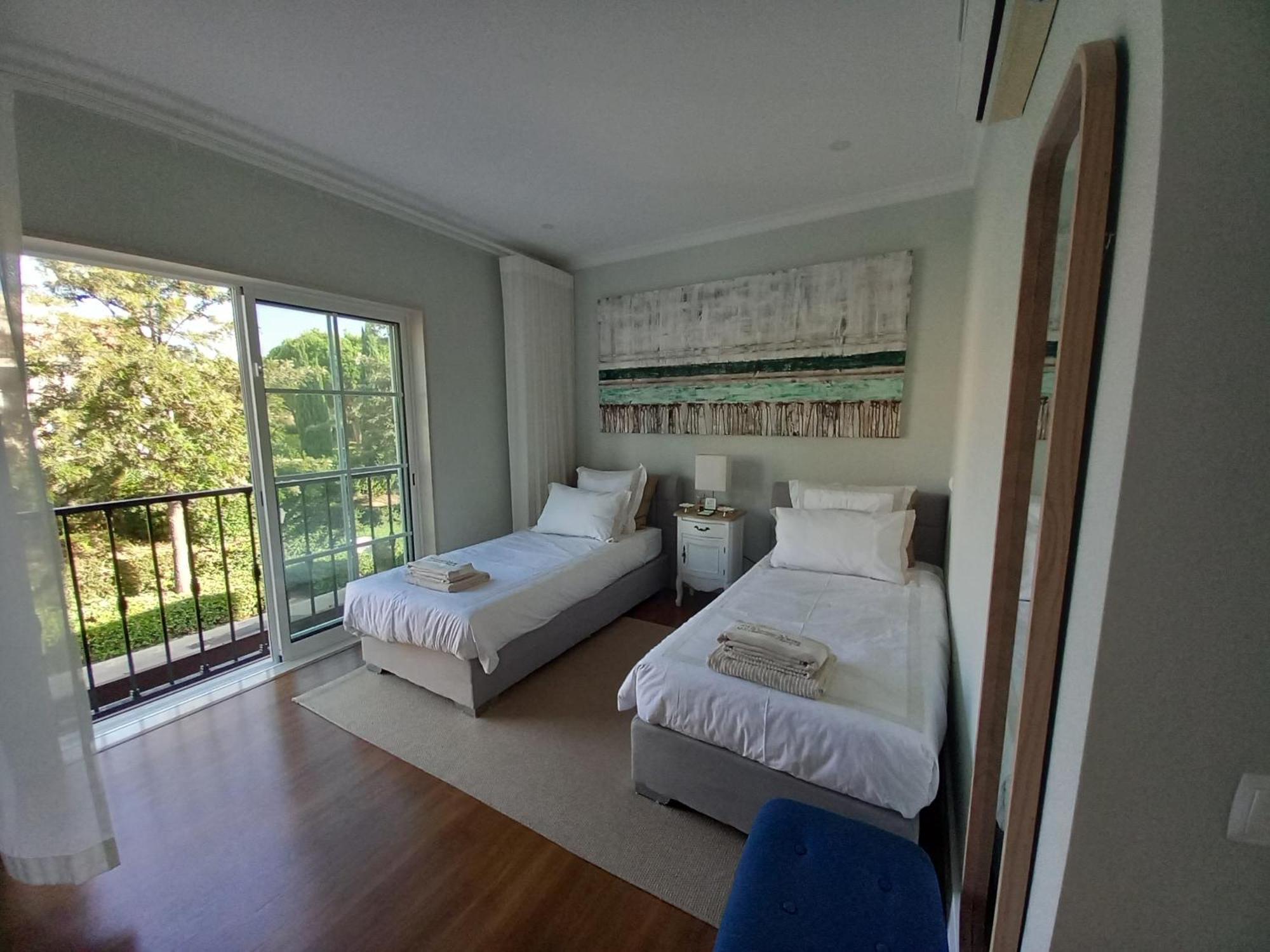 Luxury Apartment With Communal Pool And Terrace Quarteira Buitenkant foto